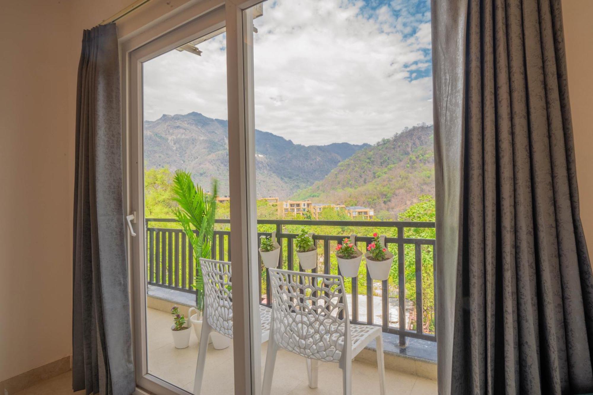 Perfectstayz Alpine Near Laxman Jhula ริชิเคช ภายนอก รูปภาพ