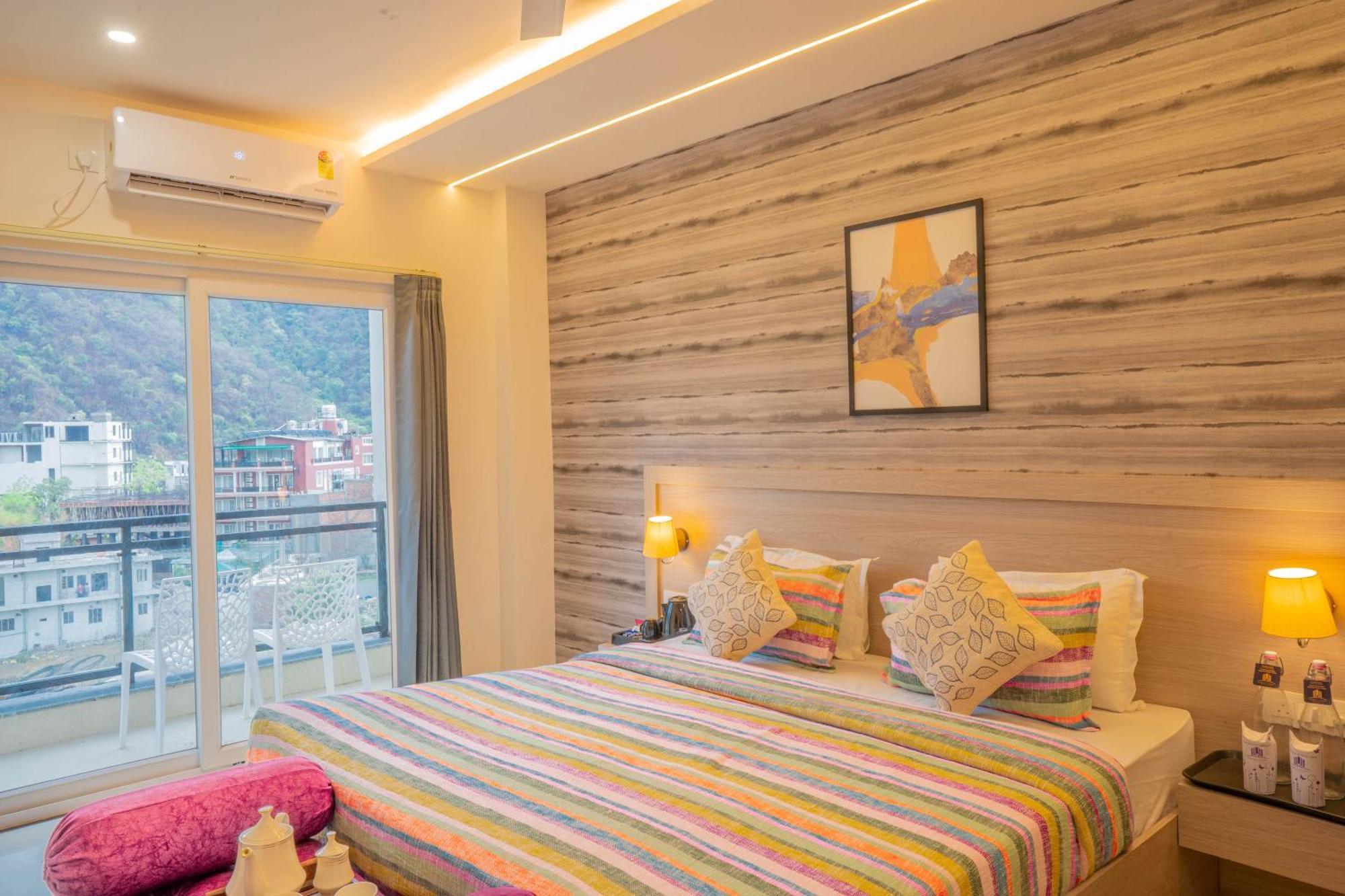 Perfectstayz Alpine Near Laxman Jhula ริชิเคช ภายนอก รูปภาพ