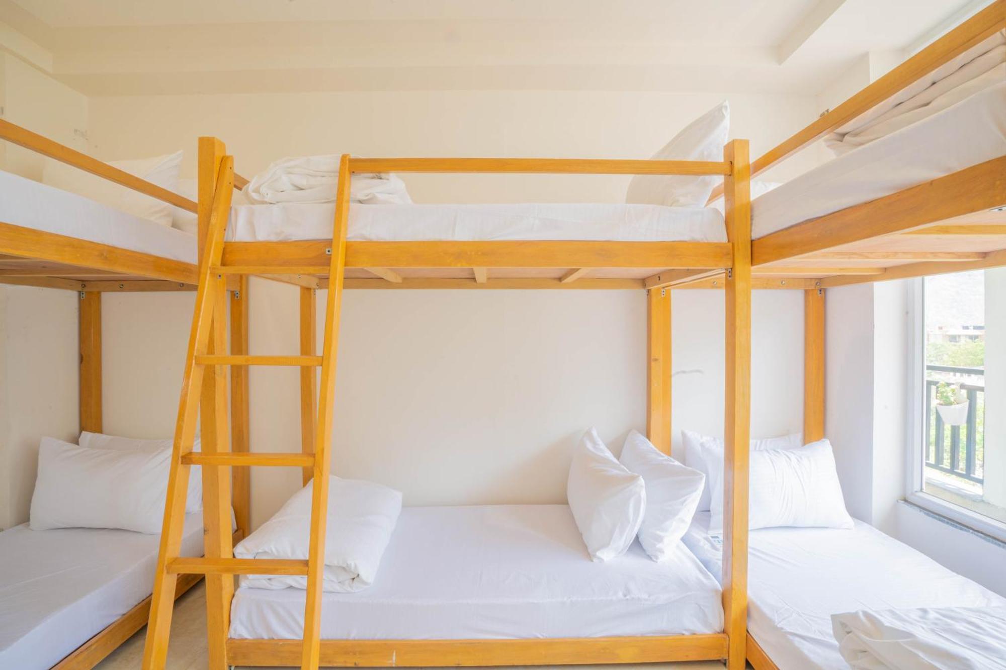 Perfectstayz Alpine Near Laxman Jhula ริชิเคช ภายนอก รูปภาพ