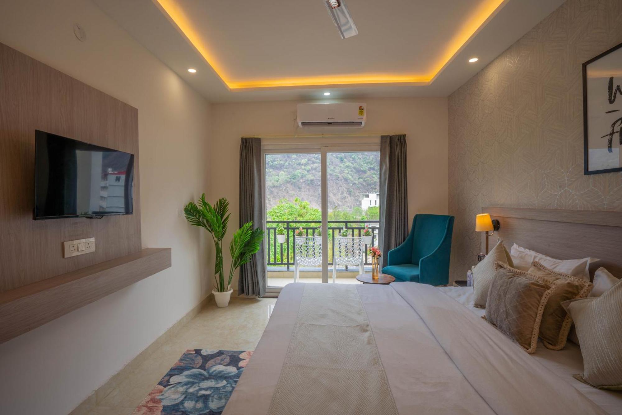 Perfectstayz Alpine Near Laxman Jhula ริชิเคช ภายนอก รูปภาพ