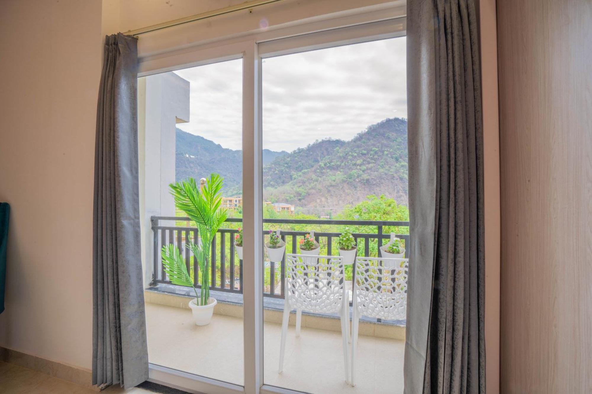 Perfectstayz Alpine Near Laxman Jhula ริชิเคช ภายนอก รูปภาพ